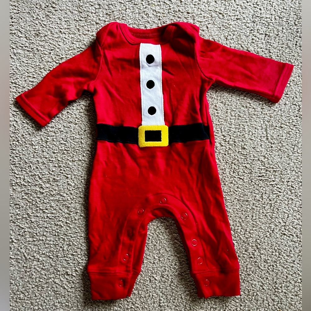 Carter's Festive Red Santa NB Newborn onesie
